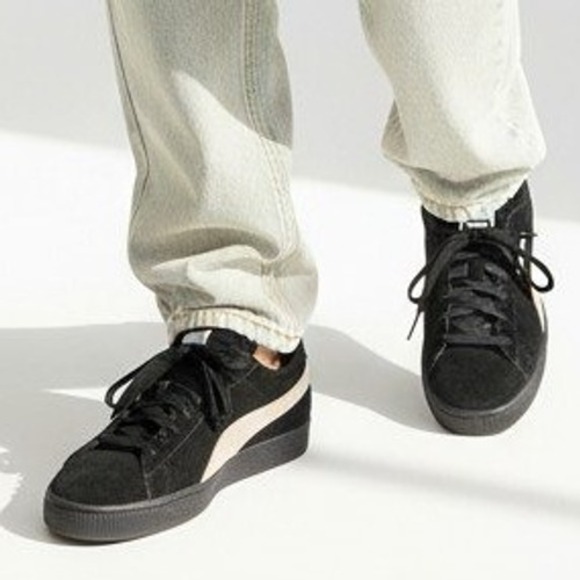 Puma Suede Classic Black & Pink Low Top Sneakers Women's Size 7.5 - Picture 2 of 10